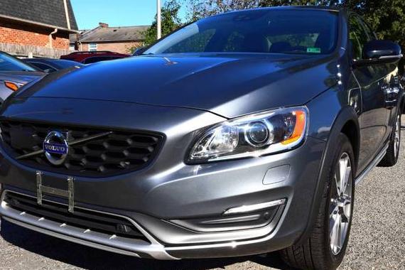 VOLVO S60 CROSS COUNTRY 2016 YV4612UM5G2000104 image VOLVO S60 CROSS COUNTRY 2016 YV4612UM5G2000104 image